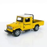 Carrinho Colecionavel Miniatura Rural 1:32 – Pronta para Aventura no Campo!